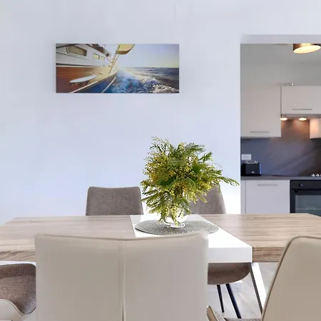 Galici-4 By Interhome Apartamento