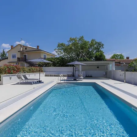 Galici-4 By Interhome * Umag