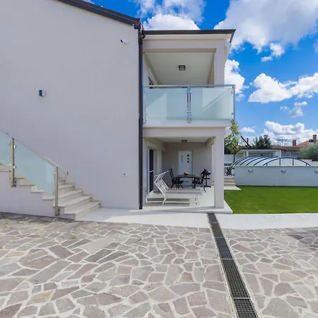 Galici-4 By Interhome Lejlighed Umag